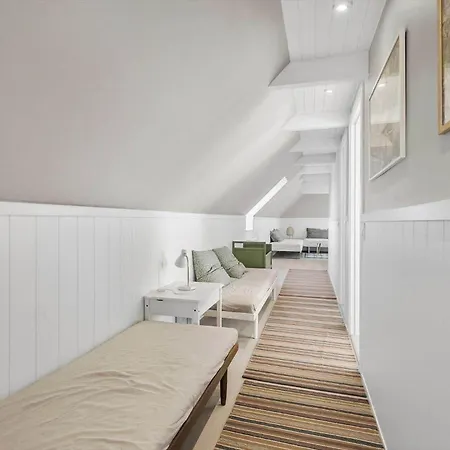 3697-aakirkeby-sandvejen-3 * Vester Somarken