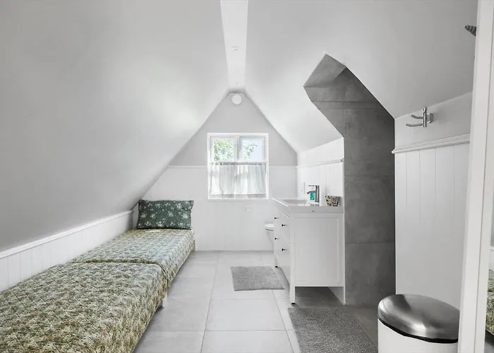 3697-aakirkeby-sandvejen-3 *